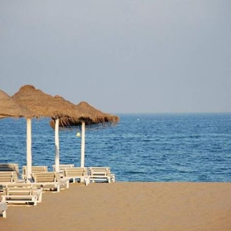 דירות פואנגירולה Apartamento A Un Paseo De La Playa מראה חיצוני תמונה